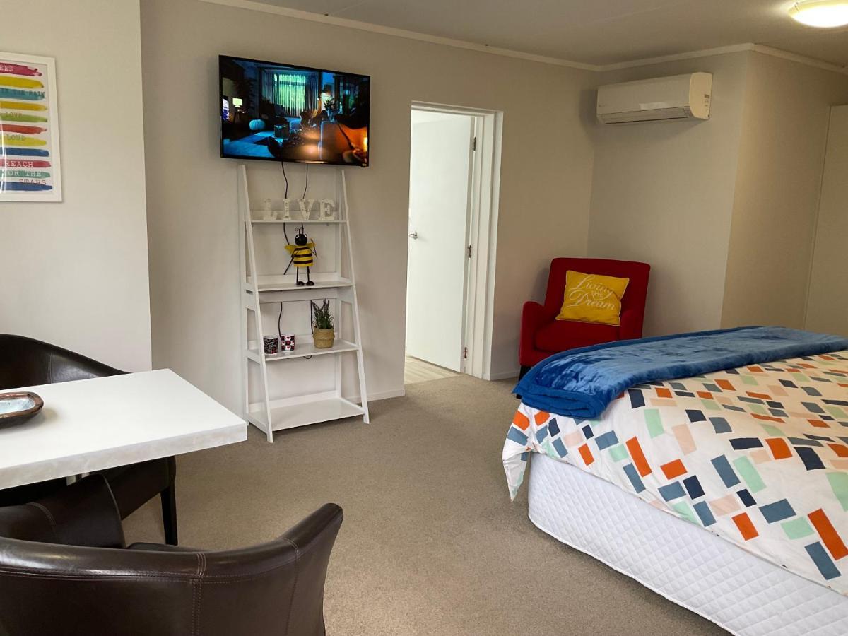 Rotorua Studio Экстерьер фото